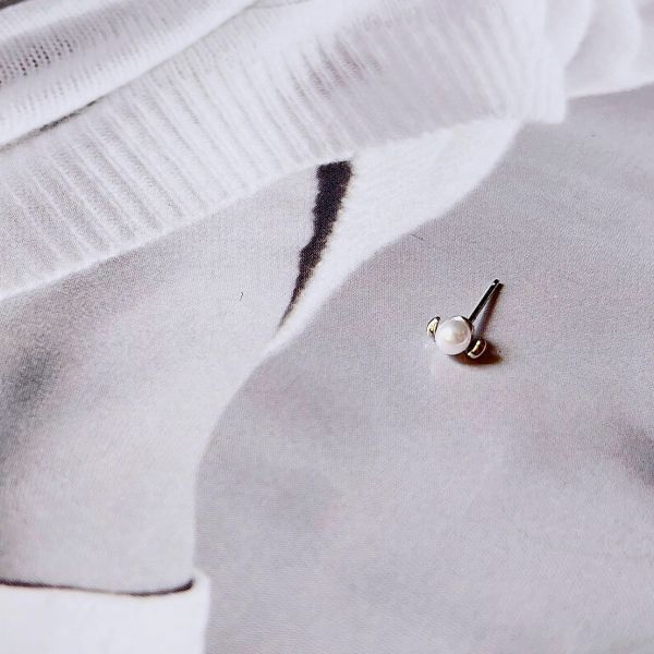 現貨專區｜靈動小狗銀針耳環-優雅銀(BPES18-S)｜送禮精選店家★Reyna jewelry 女王飾品