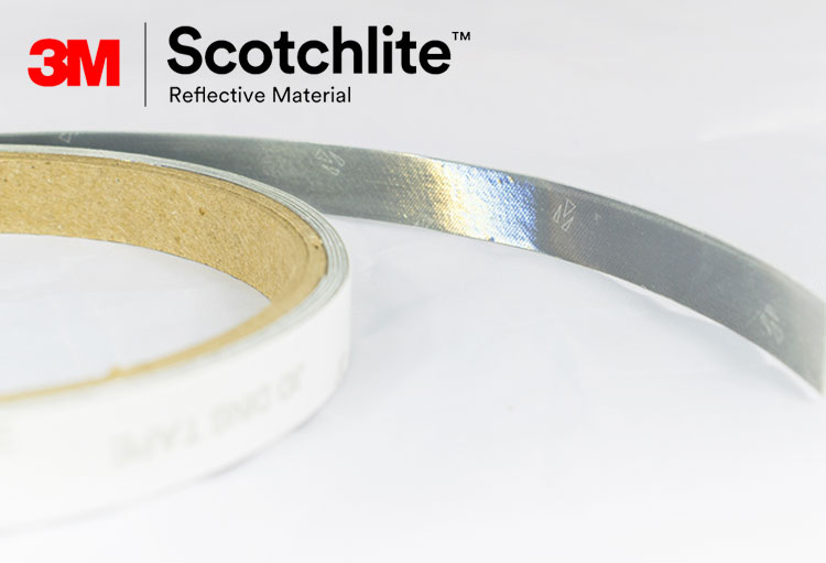 3M Scotchlite 6260有電鍍反光隨意貼 遇水也會亮唷1公分x200公分一卷