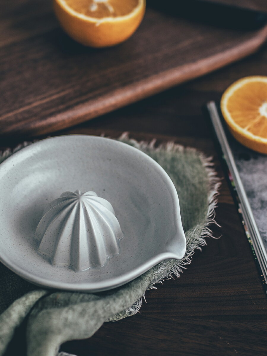 半宅日式粗陶手動榨汁碗家用迷你便攜擠檸檬橙子汁陶瓷手工果汁杯