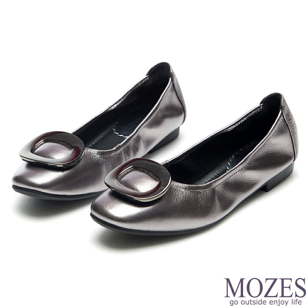 【MOZES】金屬環飾舒軟娃娃鞋-銀