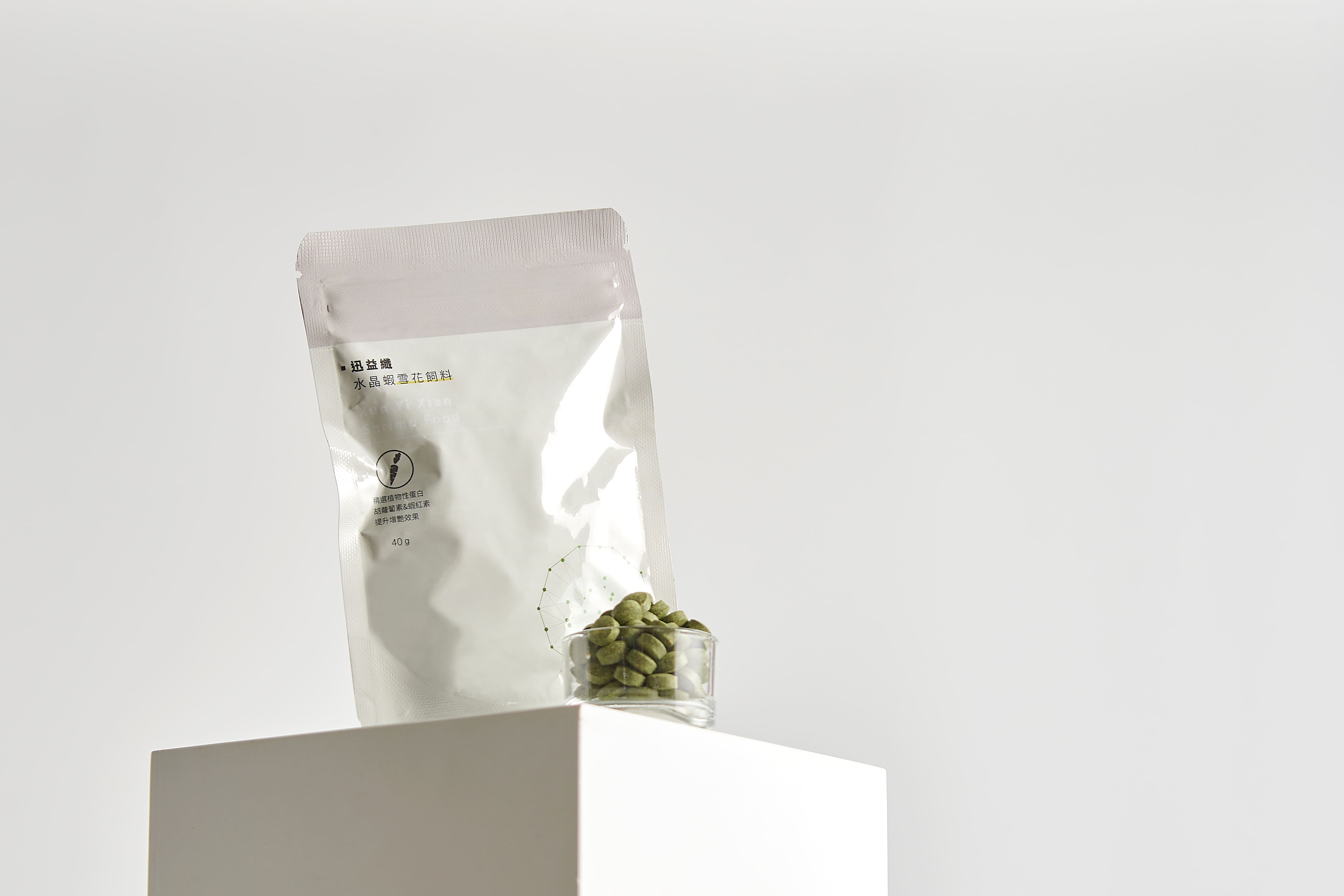 水晶蝦雪花飼料- 迅益纖 40g 2