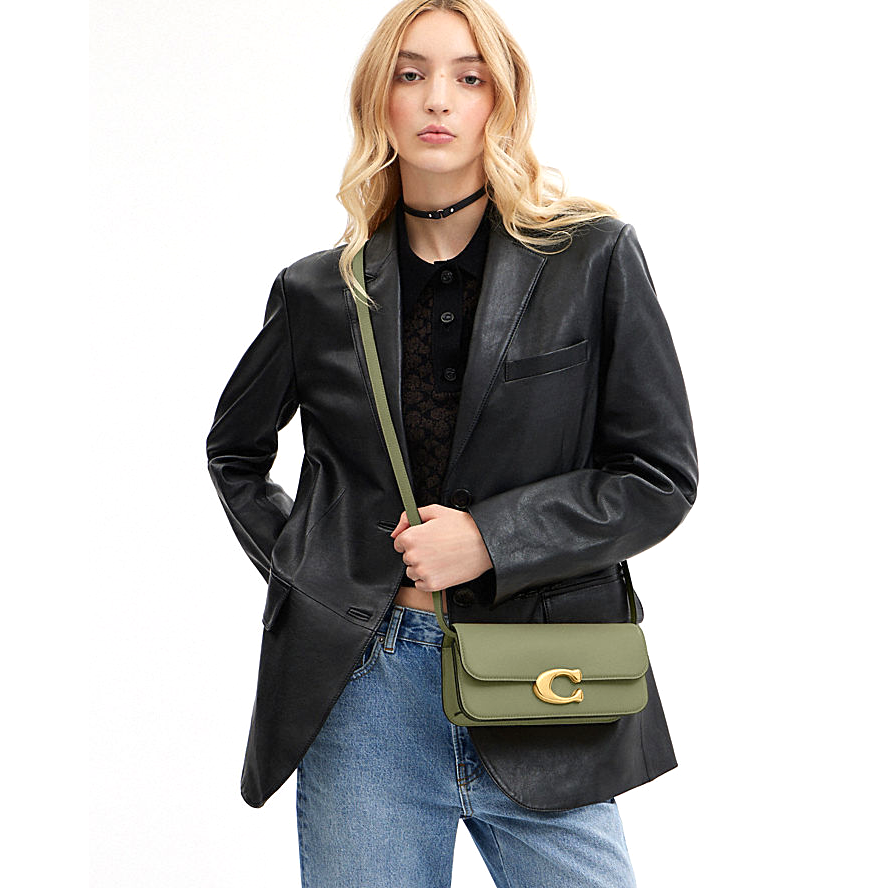 COACH IDOL23 簡約磁性搭扣開合 中號鏈條斜背包 單肩包 CP120(白色現貨/預購)~【 菲尼斯 國際精品 ★ APP下單天天10%點數回饋 】  女神手袋 8