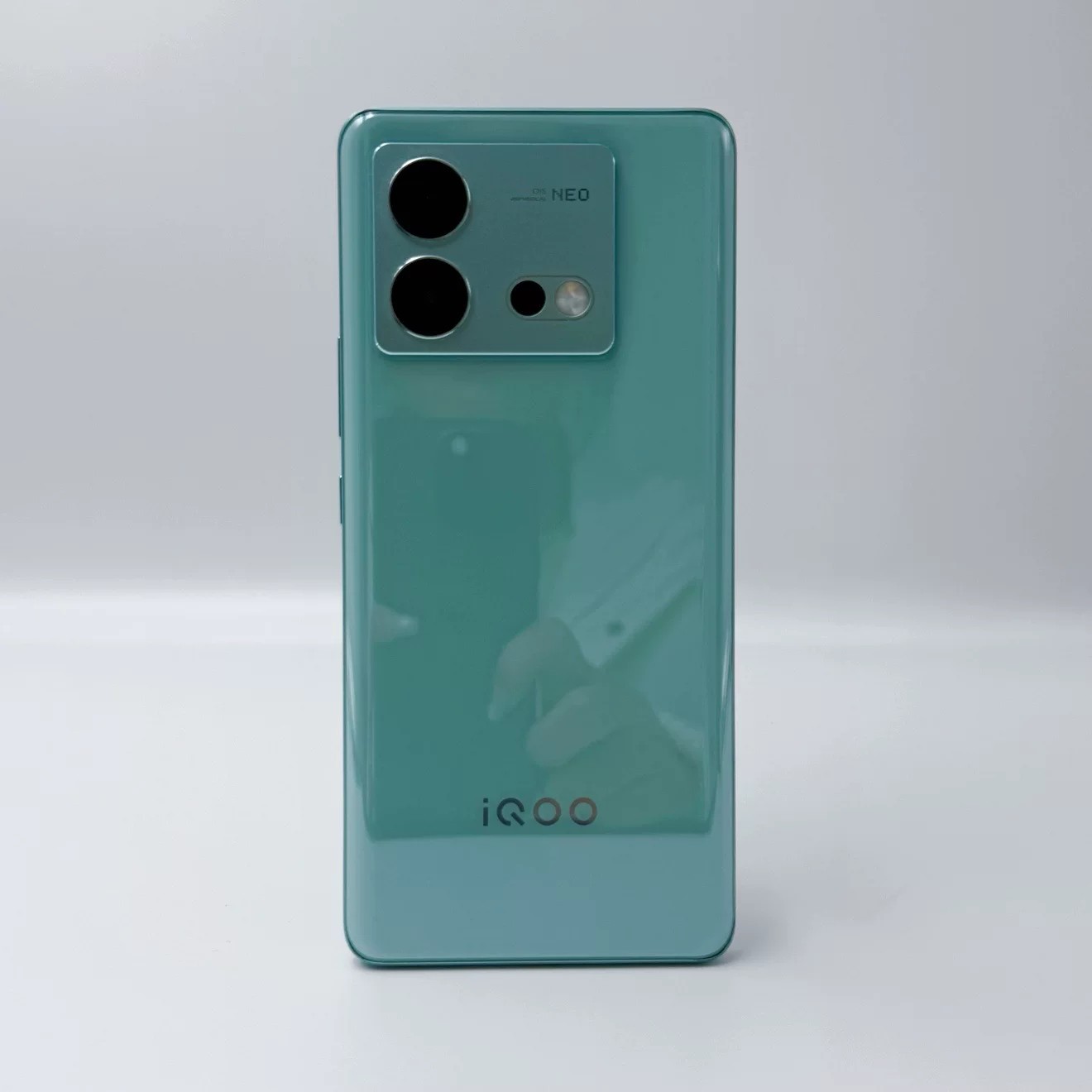 【二手】iQOO Neo 8 Pro 16GB+256GB 效能旗艦 天璣9200+ 144Hz 電競螢幕 台灣 智能散熱 強悍續航 手遊神器