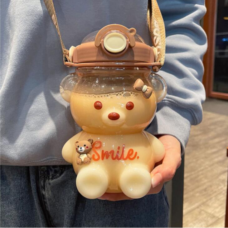 可愛小熊水杯女夏季高顏值學生便攜創意大容量水壺帶吸管塑料杯子「限時特惠」