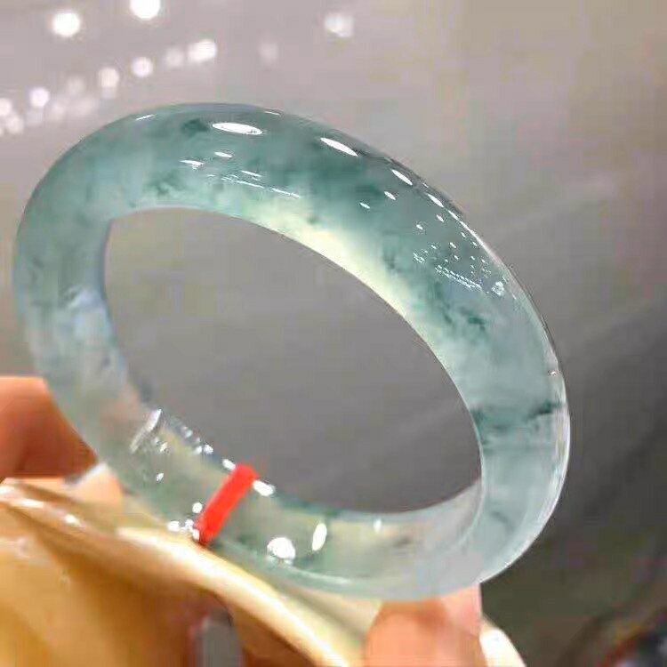【現貨】緬甸老坑冰種飄花翡翠手鐲圓條寬鐲子晴水吊墜女款貴妃飄綠玉鐲子【北歐家居生活】