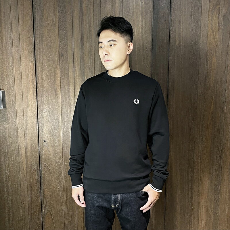 美國百分百【全新真品】Fred Perry 大學T 刷毛 棉質 歐洲精品 長袖上衣 白標logo 黑色 DE89