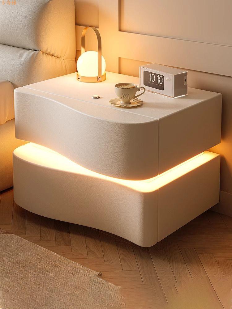 奶油床頭柜臥室房間創意現代家用簡約高級實木床邊收納
