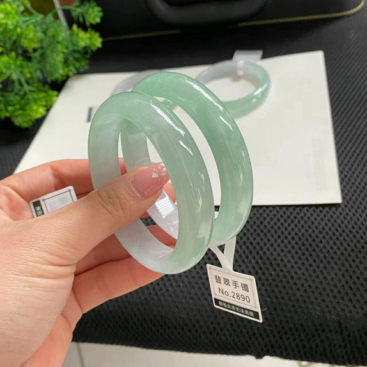 【現貨】緬甸油青翡翠玉手鐲冰種飄綠正圈手鐲淺綠飄花貴妃鐲玉鐲子女旺夫【北歐家居生活】