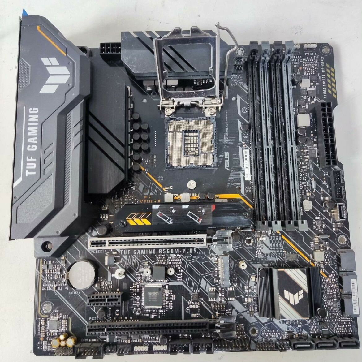 【蝦皮熱銷】華碩 B560M-PLUS 重砲手 豪華主機板 內建WiFi 支援第10 11代Intel CPU 高效能遊戲主機板 電競首選
