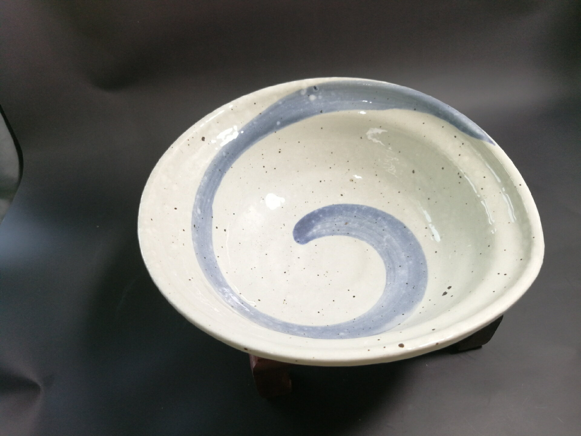 日本瓷器柴窯大面碗進口瓷器青花瓷深口大碗，實拍圖，少見美品，