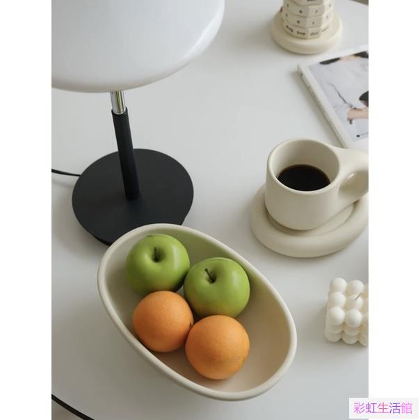 ins奶油色三足收納盤水果盤零食盤麵包托盤置物盤陶瓷裝飾簡約設計擺件