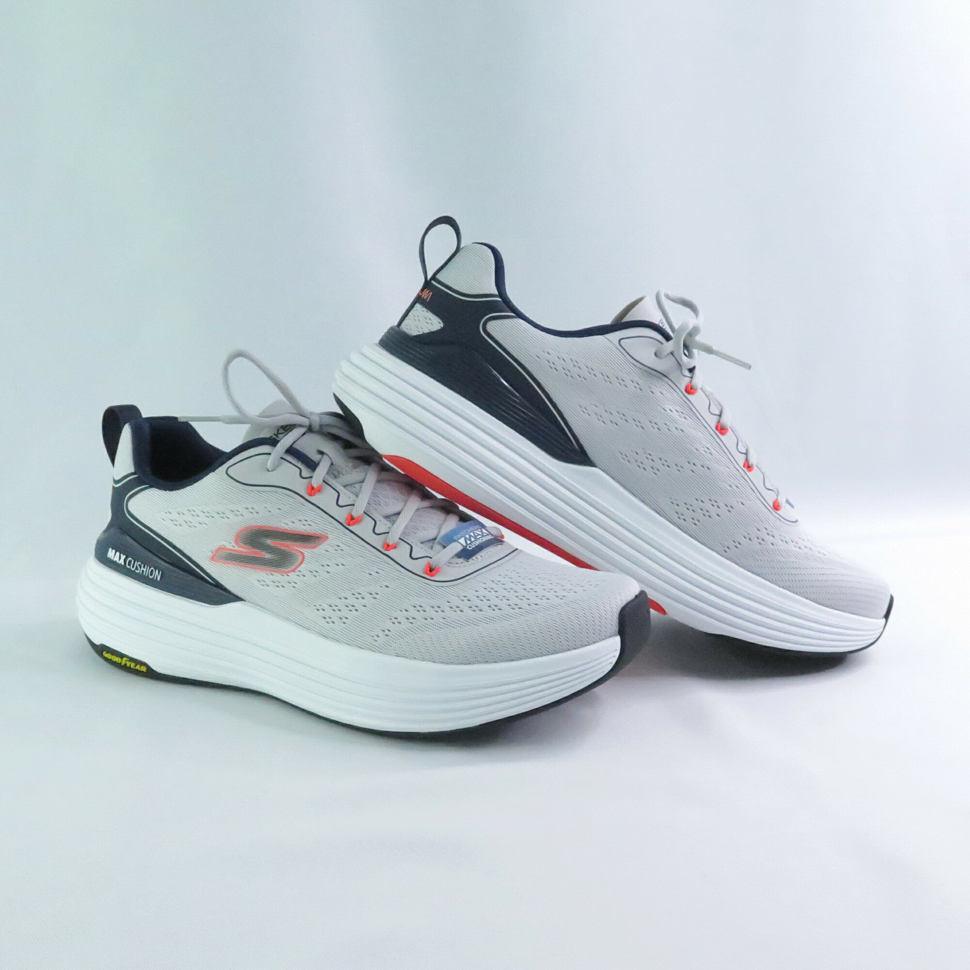 Skechers 220930GYNV 男 慢跑鞋 Max Cushioning Suspension 緩衝 灰