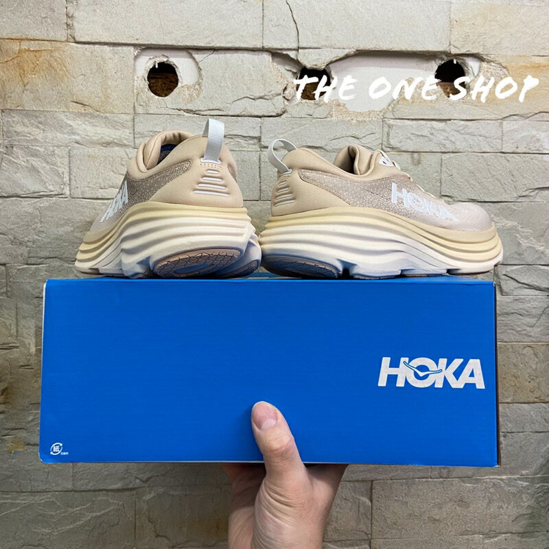 HOKA ONE ONE Bondi 8 沙色蛋奶酒白運動鞋路跑鞋基本款慢跑鞋