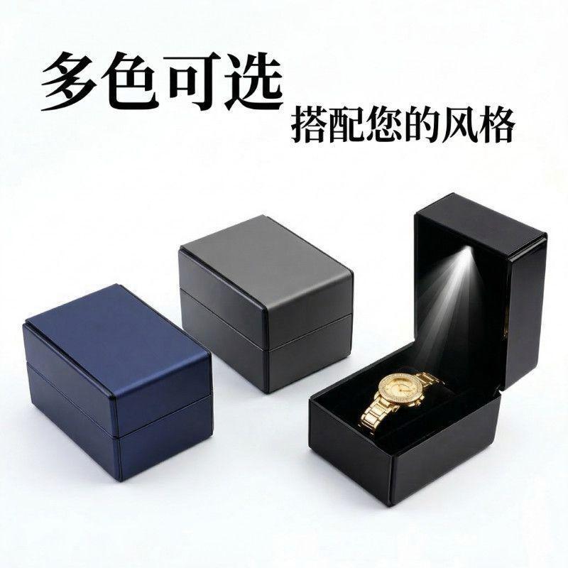 上鍊盒 手錶收納盒 錶盒 手錶盒 高級帶LED燈發光拉絲PU皮手錶盒空盒子翻蓋禮盒包裝展示收納盒【宜家良品百貨】