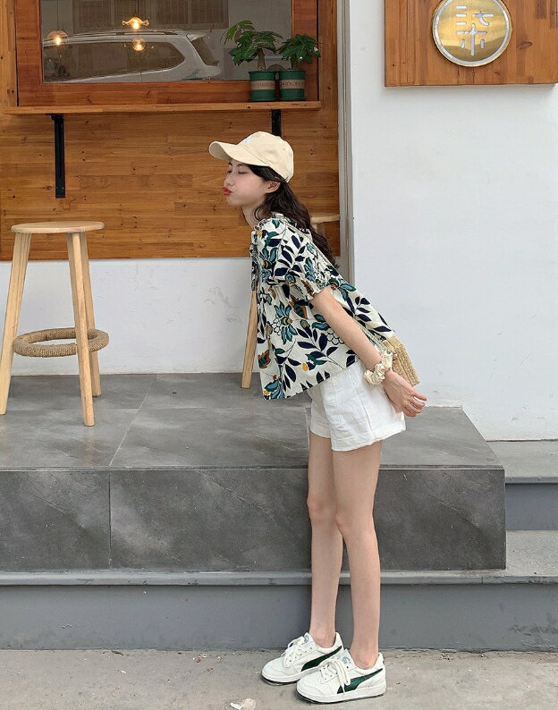 中大尺碼女裝 日系夏季泡泡袖甜美 短袖碎花T恤 碎花上衣 短袖娃娃衫 小眾設計感 8