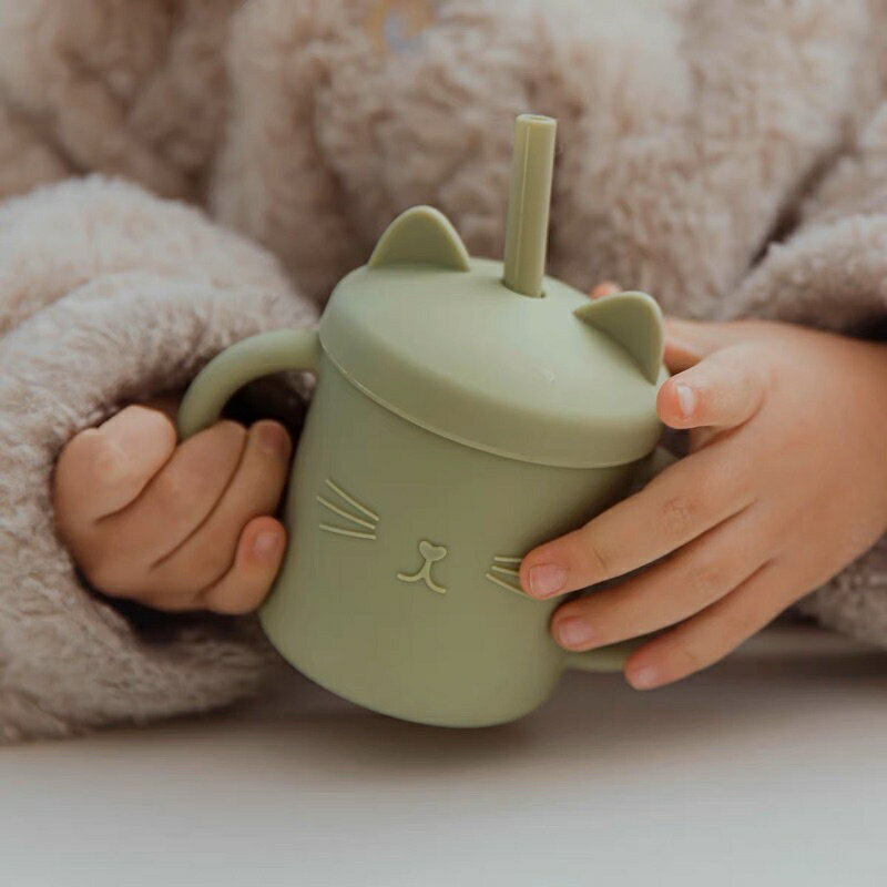 台灣FDA合法進口》小萌貓矽膠學習吸管杯(送吸管刷) 6