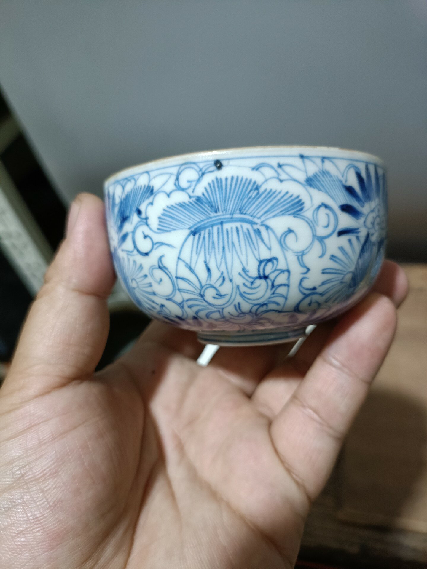 日本迴流瓷器古董清代青花纏枝蓮瓷杯瓷碗茶杯。手繪細路，滿工，