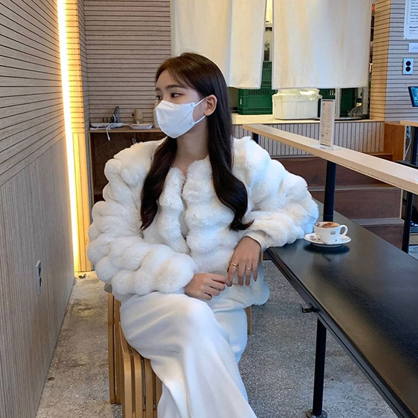 ANNAS 正韓 立體多層次 毛毛外套 大衣 罩衫 皮草 外搭 毛外套 浮誇 貴婦 名媛 性感 婚宴 韓劇 厚外套 白黑 韓國 7