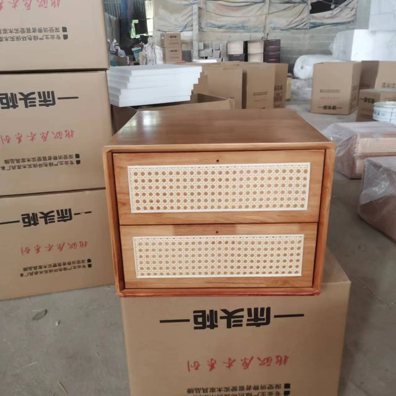 【名創良品】免運 免稅附發票/收納儲物日式小櫃子藤編實木床頭櫃簡約櫻桃木名宿網紅北歐宅寂J-24公司貨快速出貨