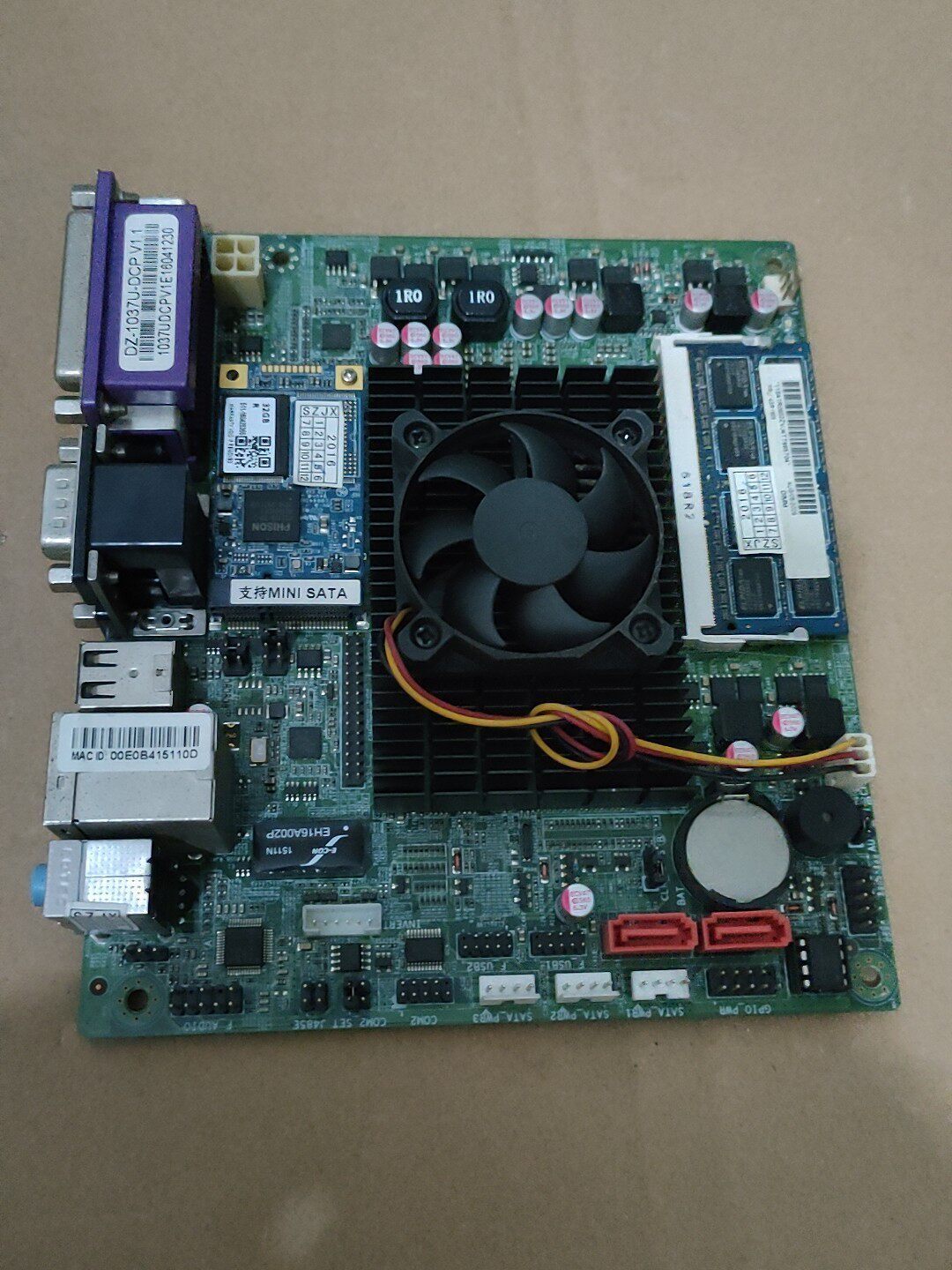 收銀機 排隊機拆機 DZ-1037U-DCP 主機板 2G RAM 32G SSD 介面齊全 新成色 實物拍攝 可穩定運作