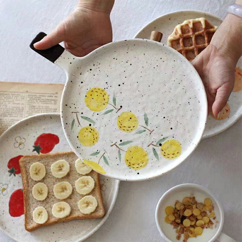 日式手繪陶瓷披薩盤 手把盤可愛早餐盤烤盤水果盤子餐具 家用平盤
