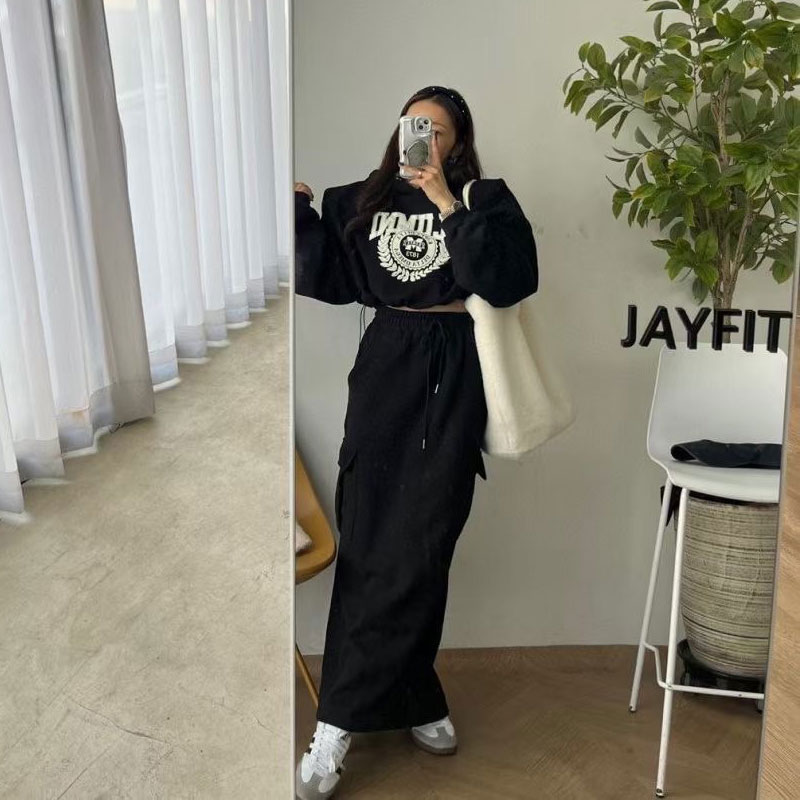 ANNAS 正韓刷毛工作裙套裝 連帽刷毛T 刷毛口袋長裙 休閒潮流字母印花 韓國 2