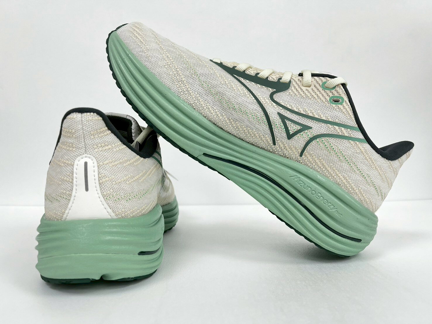 大自在】MIZUNO 美津濃男慢跑鞋WAVE RIDER 29 4E超寬楦J1GC250409 綠