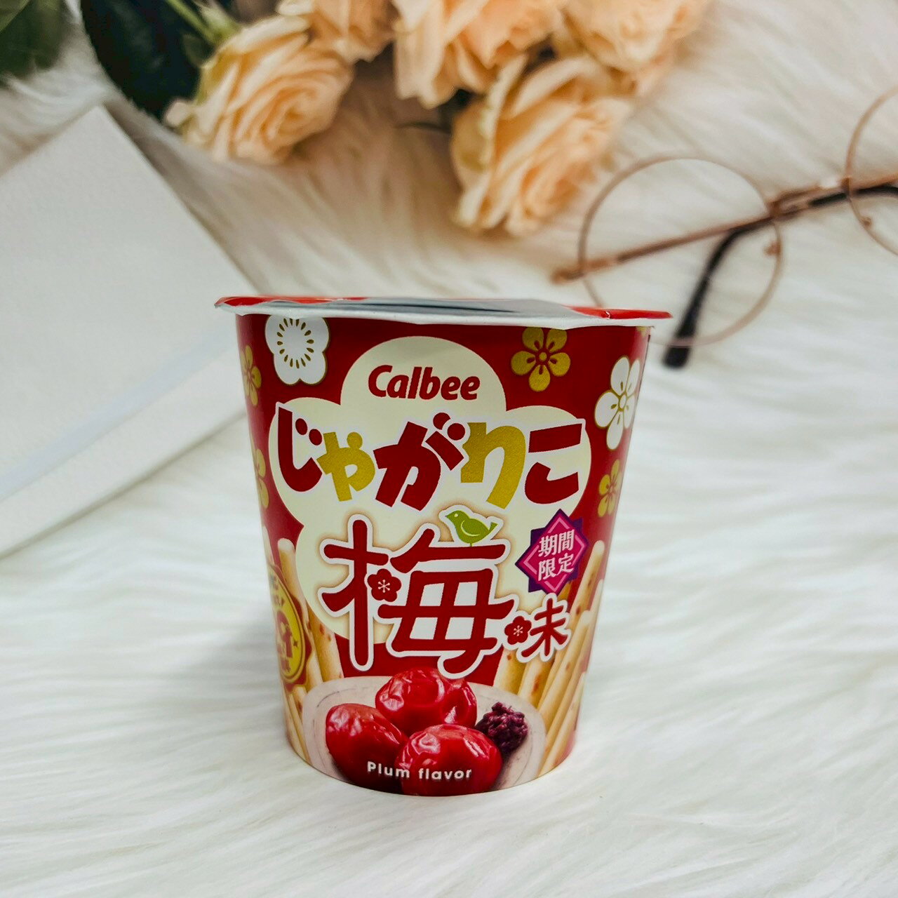 日本 Calbee 加樂比 梅子薯條 52g 洋芋條 薯條 日本梅子薯條 日本薯條餅