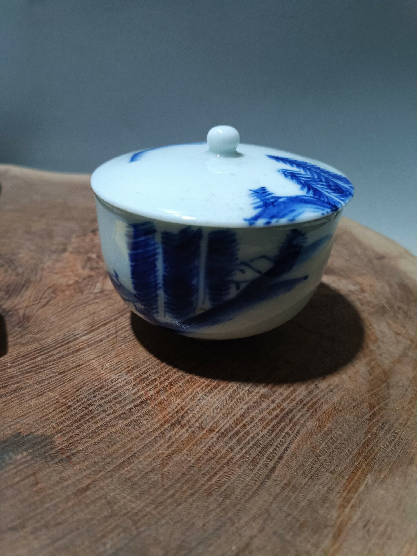 日本迴流瓷器昭和時期青花山水茶杯茶碗，全品，如圖，底帶暗款，