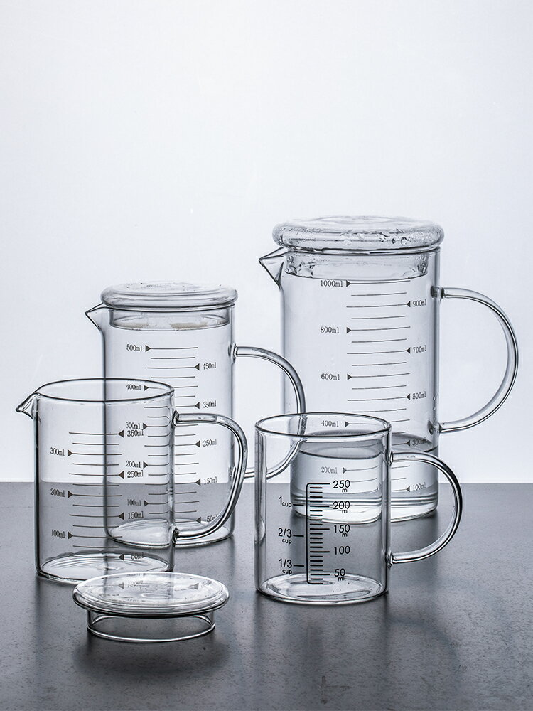 朵頤玻璃量杯帶刻度耐高溫玻璃杯家用防裂水杯牛奶杯微波爐用帶蓋1入