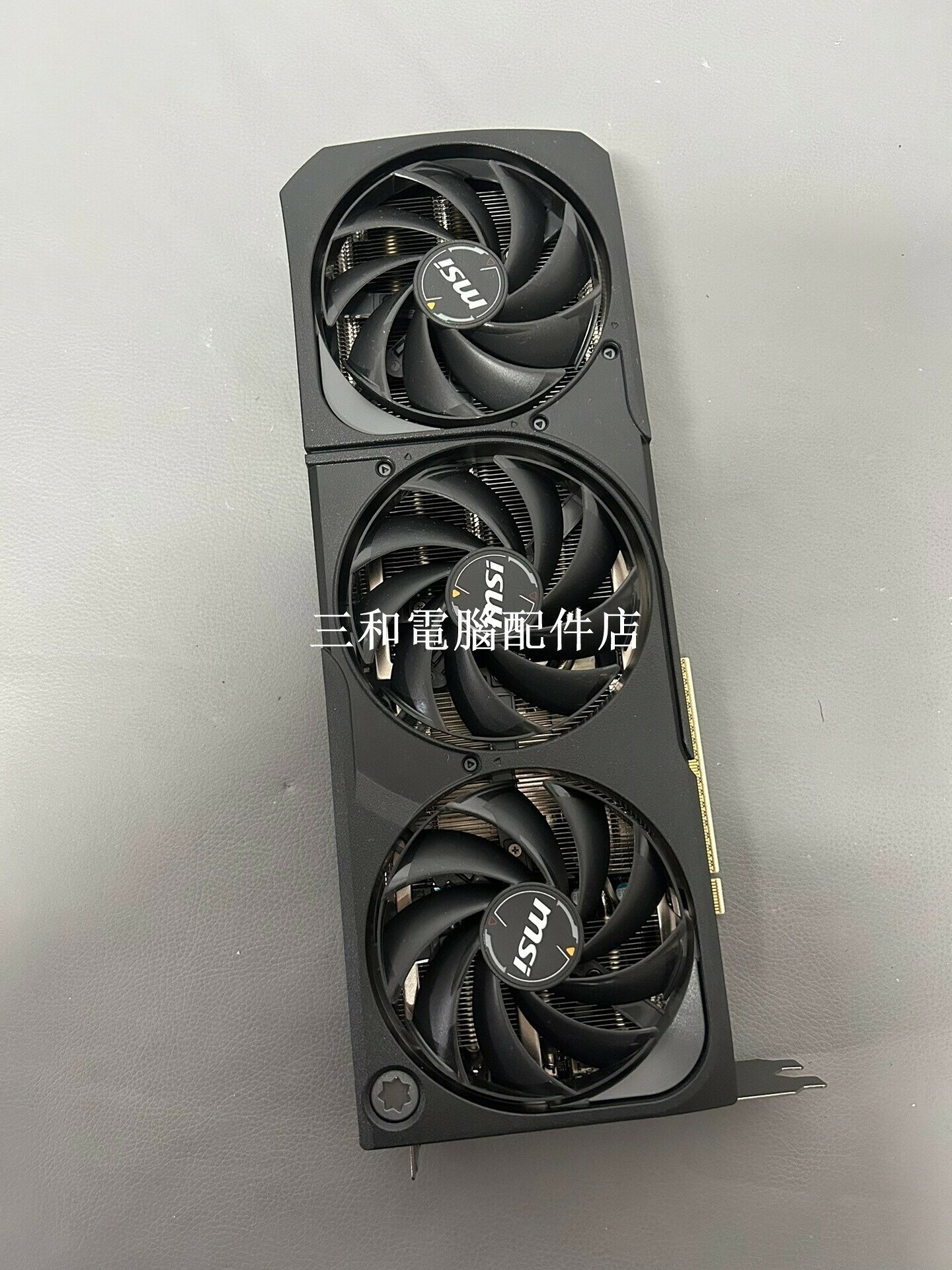 微星 5070 顯示卡 3風扇版 遊戲專用 性能卓越 工作良好 適配LOL喫雞