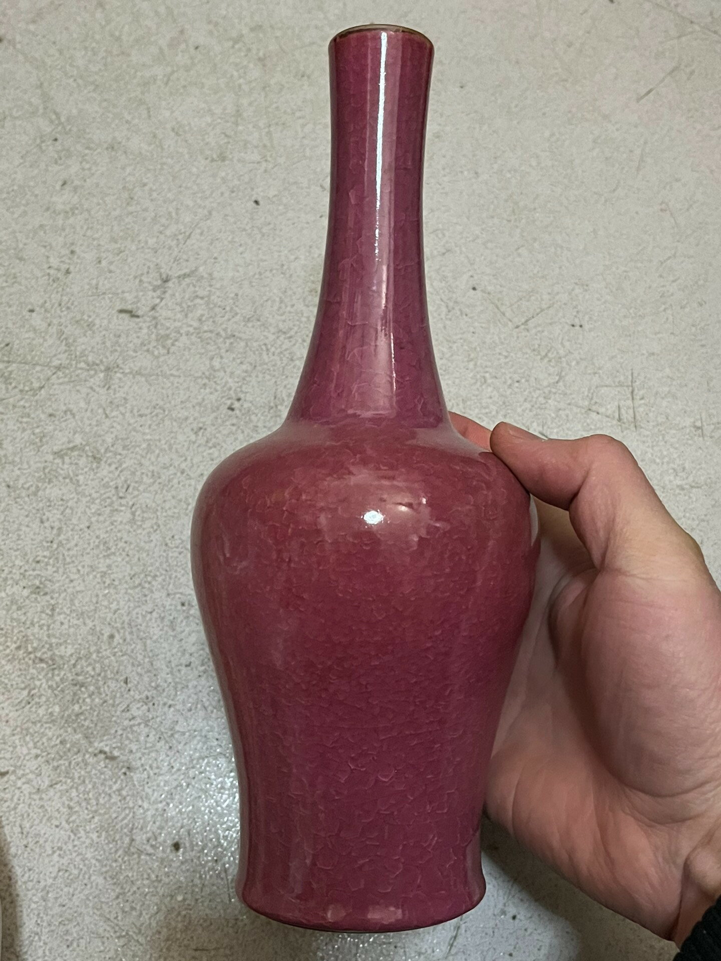 寶石紅釉花瓶，喜歡可以直接拍，直徑10厘米，高24厘米
