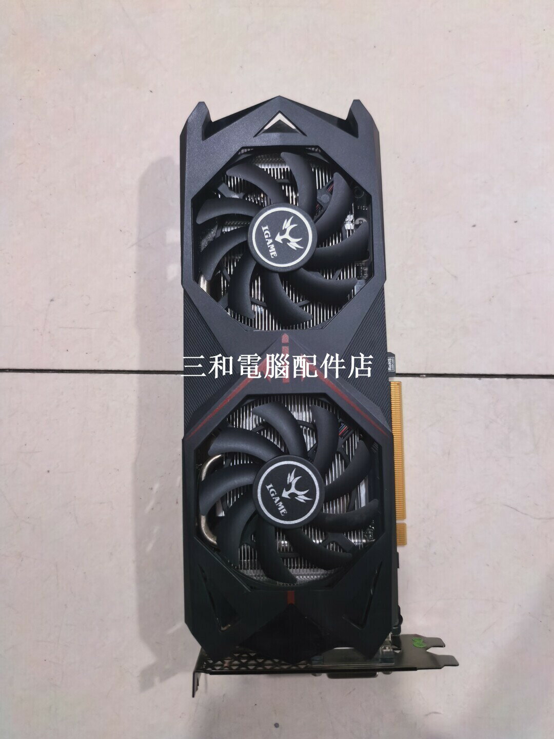 七彩虹 GTX1070 8G 顯示卡 功能健全 散熱風扇微量聲音 適合電競玩家