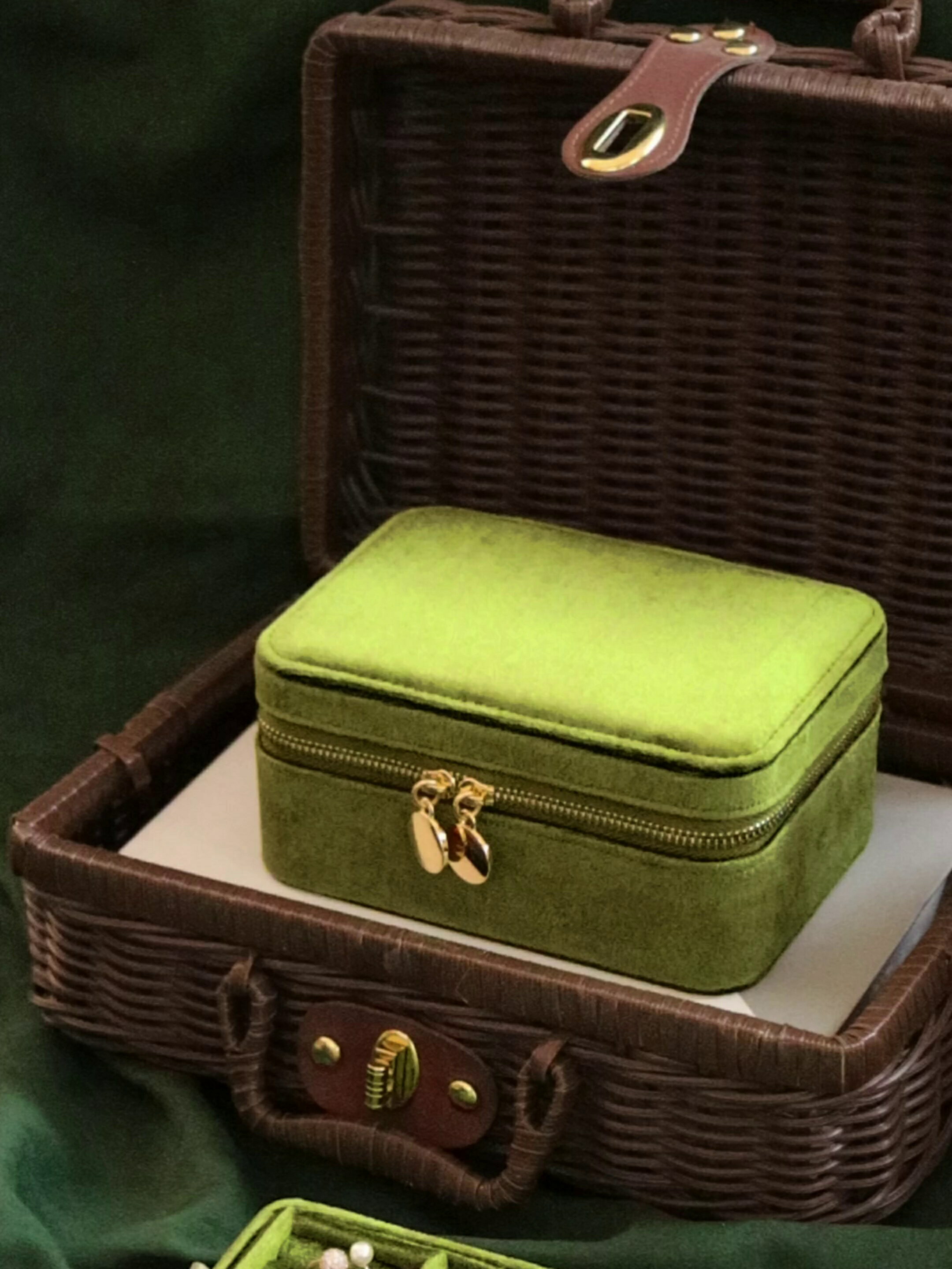 免運 首飾盒飾品收納盒 雙層便攜式首飾收納盒功能齊全絨布柔軟