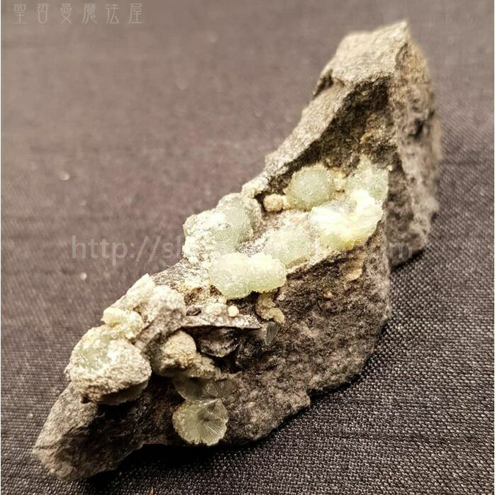 【土桑展精選寶物】銀星礦 /銀星石 精選原礦Wavellite 28號(放射纖維磷鋁石) ~阿肯色州