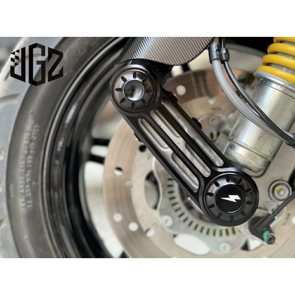 摩托車比亞喬 VESPA GTS GTV LX LT 春天 衝刺 改裝鏤空搖臂蓋 搖臂保護裝飾蓋 搖臂直蓋