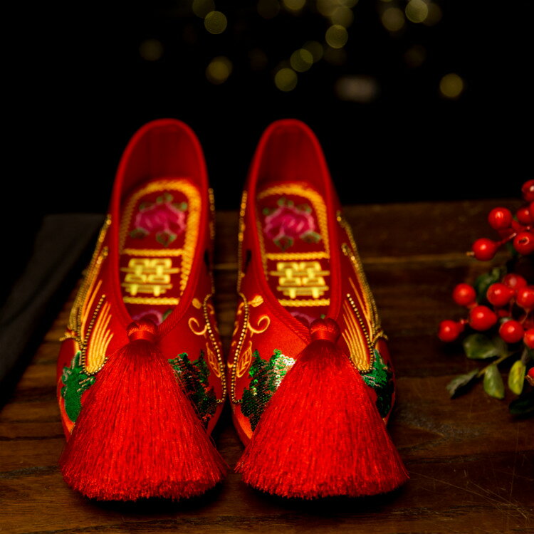 老北京新娘鞋繡花婚鞋紅色秀禾鞋子千層底中式平底跟布鞋女上轎鞋