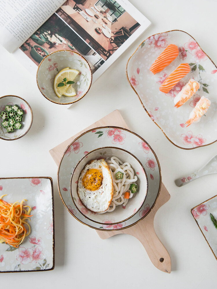 摩登主婦日式手繪餐具漫舞櫻花陶瓷碗盤套裝家用湯碗碟盤子米飯碗