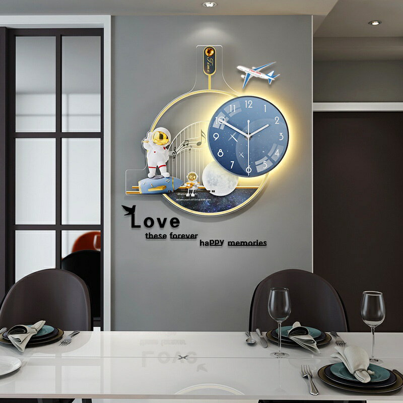 時鐘 掛鐘現代簡約創意太空人時鐘客廳臥室靜音掛鐘家用創意高級裝飾掛錶三年質保時鐘