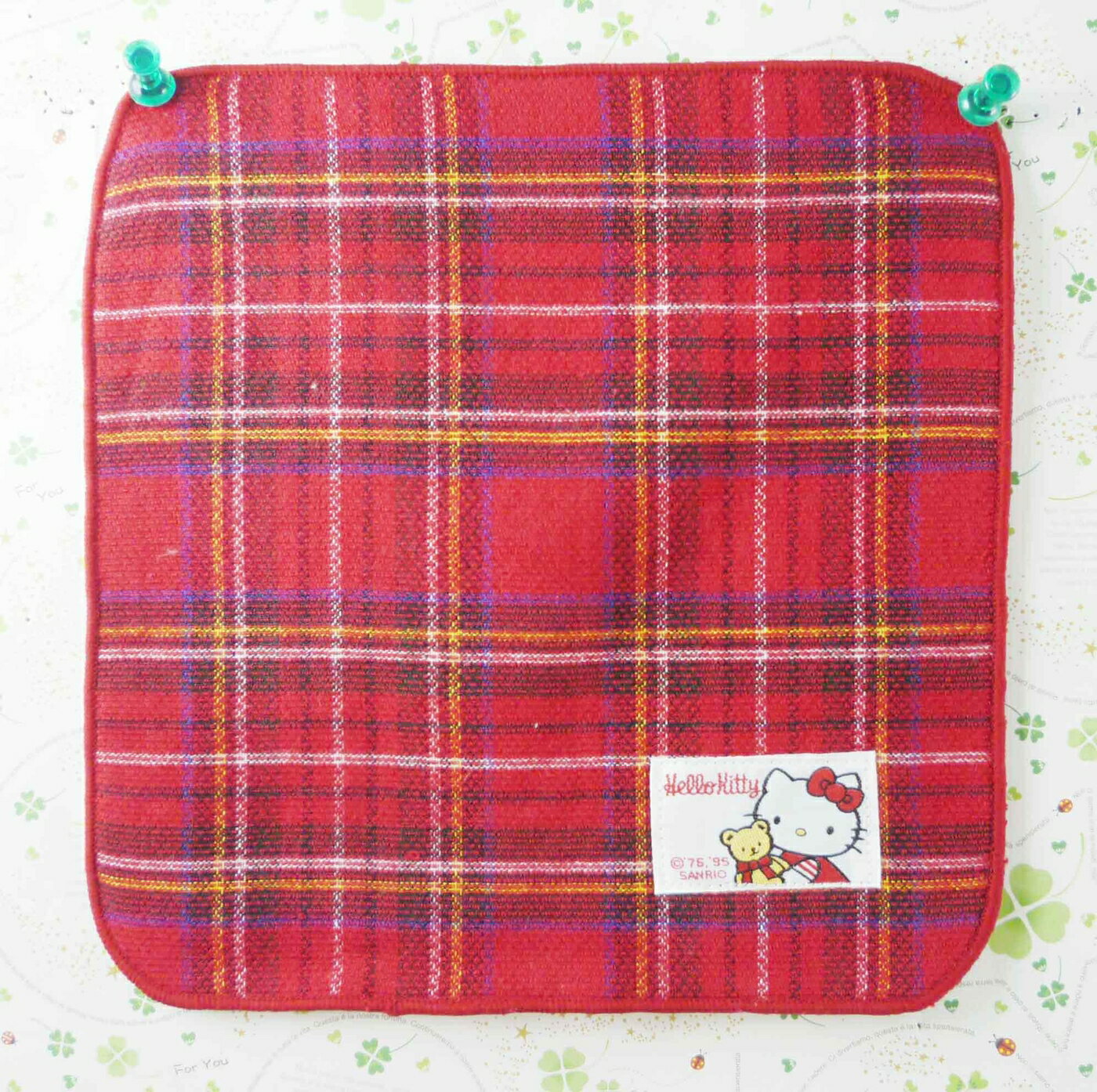 【震撼精品百貨】Hello Kitty 凱蒂貓 方巾-復古紅格 震撼日式精品百貨