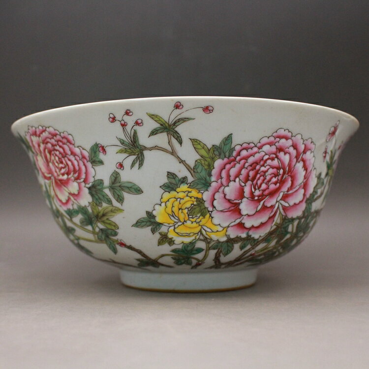 中国　清時代　粉彩花卉紋　花口小皿4点　送料込み0627 中国 清時代 粉彩花卉紋 花口小皿4点 送料込み0627