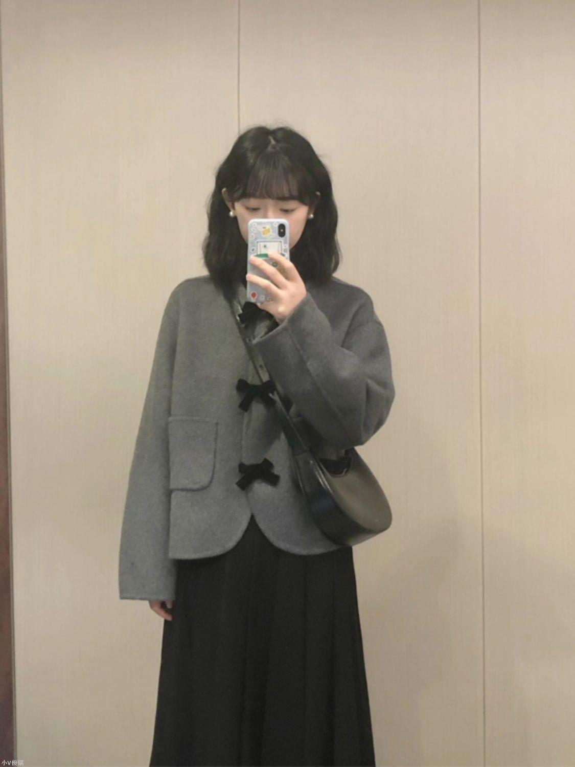 灰色短款呢子大衣女春秋高階感毛呢外套2025新款小個子加厚赫本風