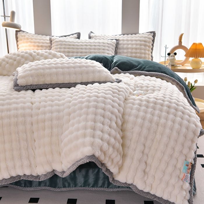 10斤-11斤冬季A類高端輕奢風超重兔兔絨兔毛絨+牛奶絨床裙四件套