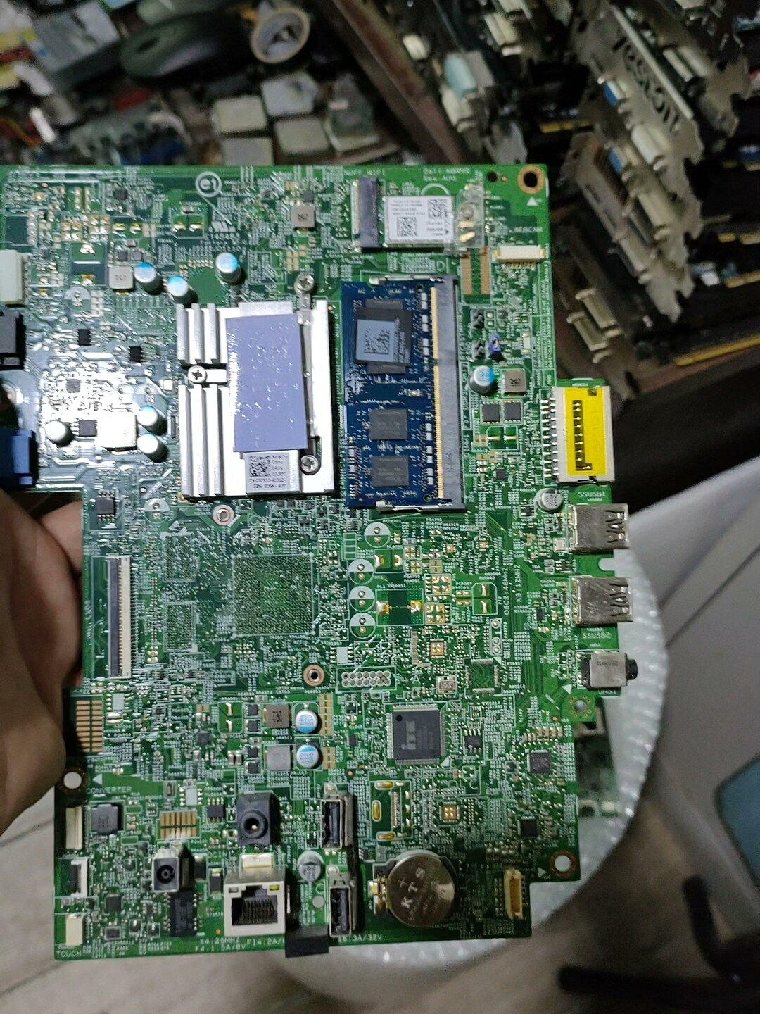 DELL 20-3052 一體機主機板 實物圖譜 螢幕完好 正常使用 中古 電腦配件