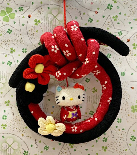 【震撼精品百貨】Hello Kitty 凱蒂貓 三麗鷗 KITTY和風圓吊飾/新年祈福掛飾-紅黑(展示品)#81042 震撼日式精品百貨