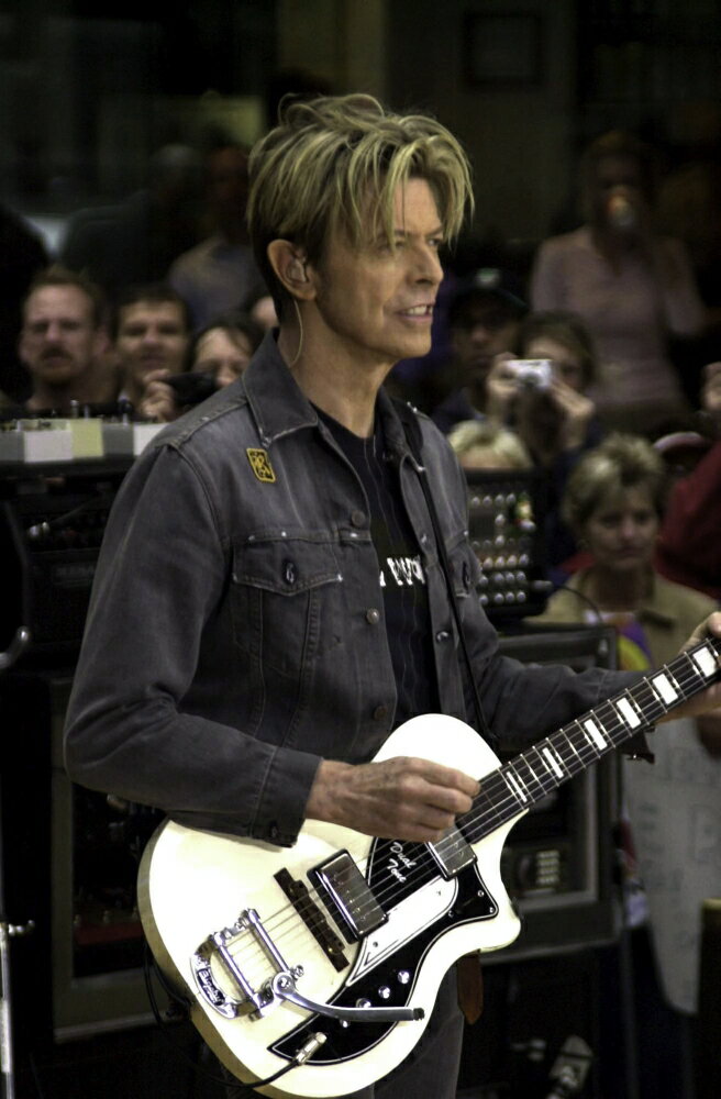 Posterazzi: David Bowie performing on stage for the Today Show concert ...