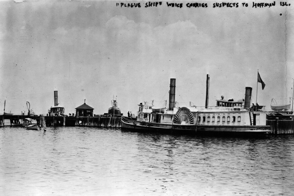 Posterazzi: New York Hoffman Island Na Plague Ship Carrying Immigrants ...