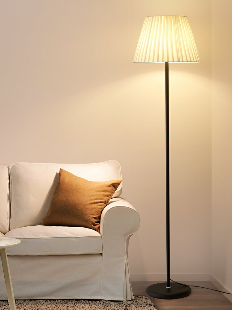【免運】可開發票 立燈 落地燈客廳沙發旁裝飾臥室床頭燈現代簡約LED北歐百褶立式臺燈