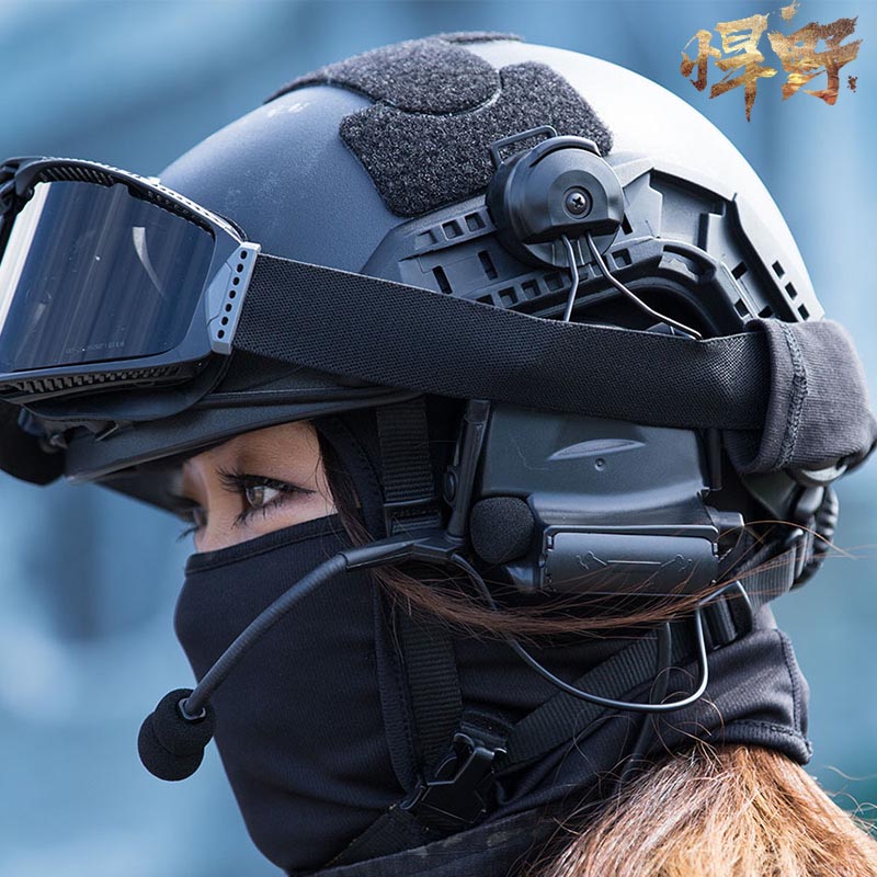 快速反應多功能頭盔頭罩騎行CS防護鋼盔帽二級頭裝備偽裝布盔布套