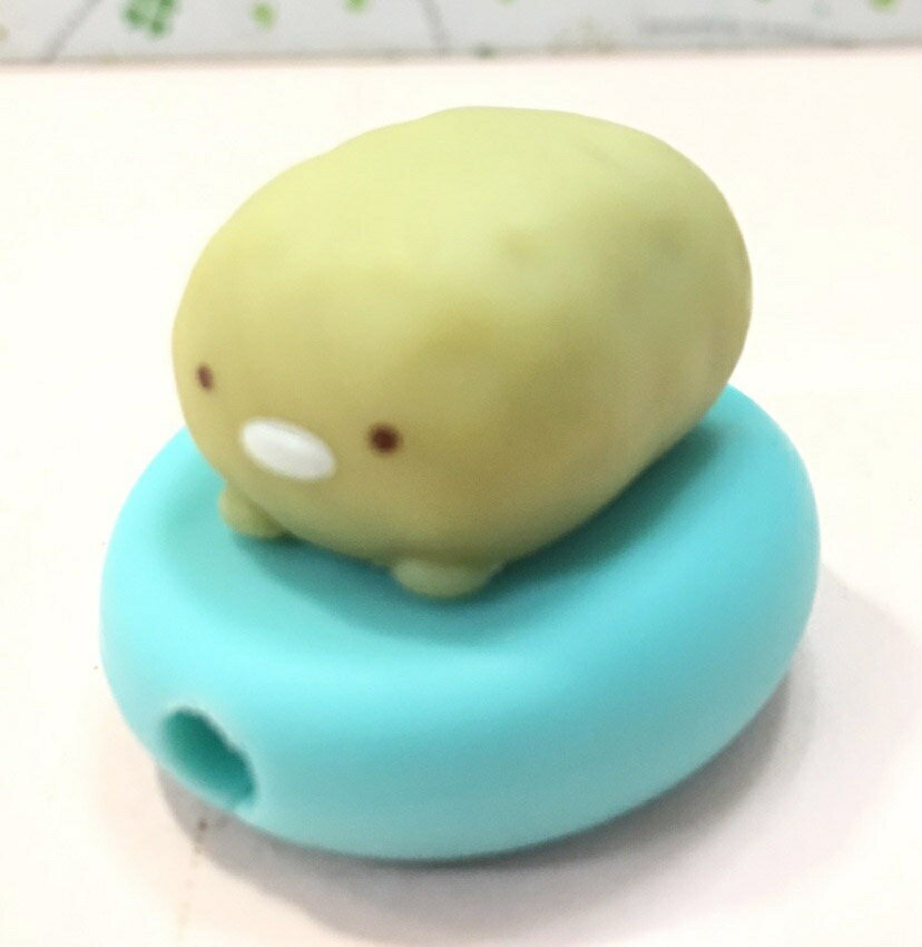 【震撼精品百貨】角落生物 Sumikko Gurashi SAN-X 手機線保護套-企鵝#71526 震撼日式精品百貨